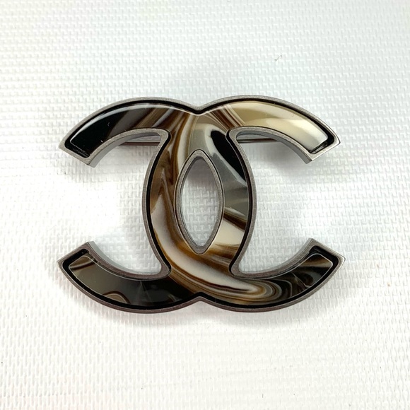 CHANEL Jewelry - Chanel CC logo pin / brooch